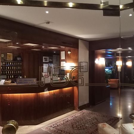 אודינה Hotel San Giorgio מראה חיצוני תמונה