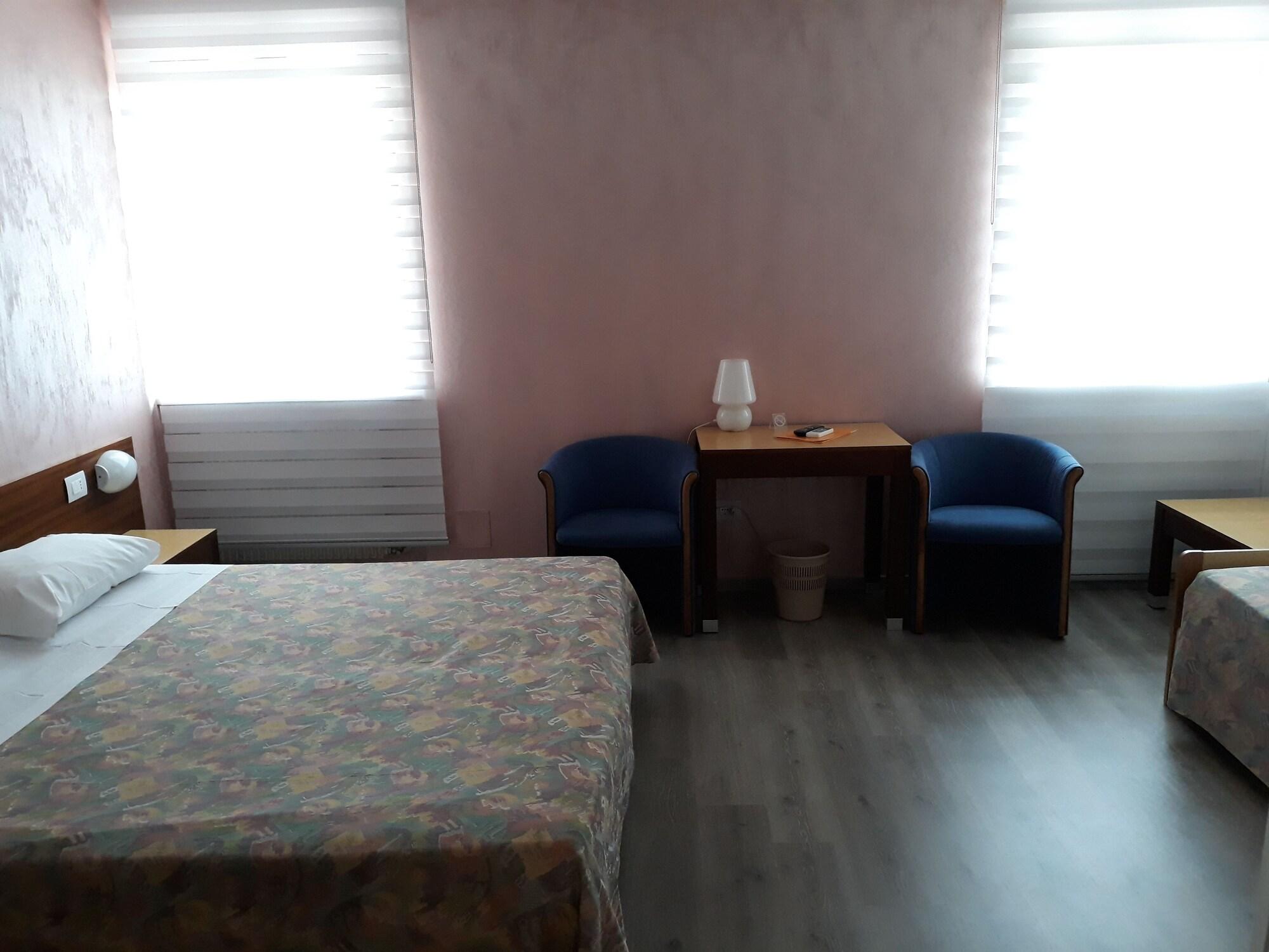 אודינה Hotel San Giorgio מראה חיצוני תמונה