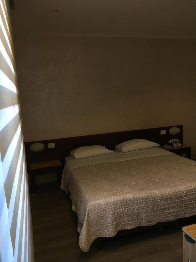 אודינה Hotel San Giorgio מראה חיצוני תמונה