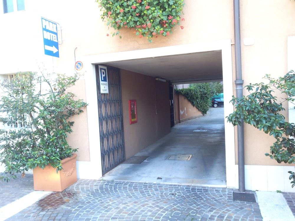אודינה Hotel San Giorgio מראה חיצוני תמונה
