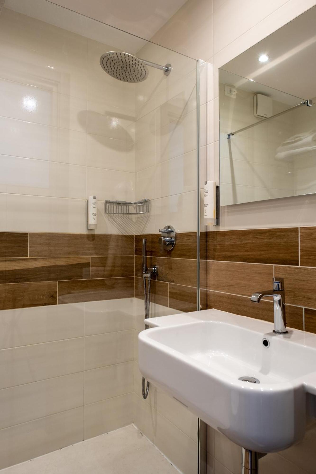 אודינה Hotel San Giorgio מראה חיצוני תמונה