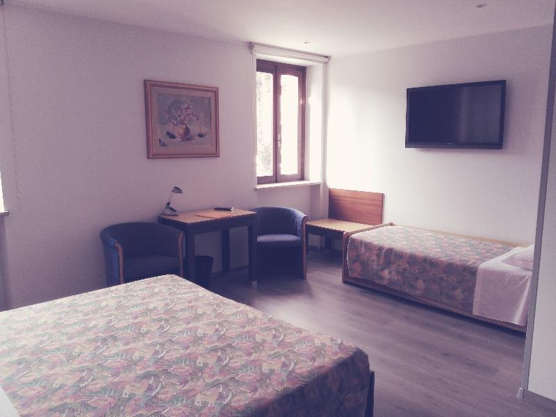 אודינה Hotel San Giorgio מראה חיצוני תמונה