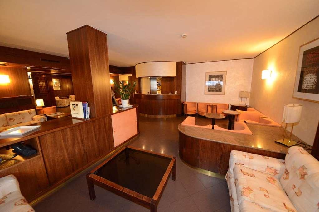 אודינה Hotel San Giorgio מראה פנימי תמונה